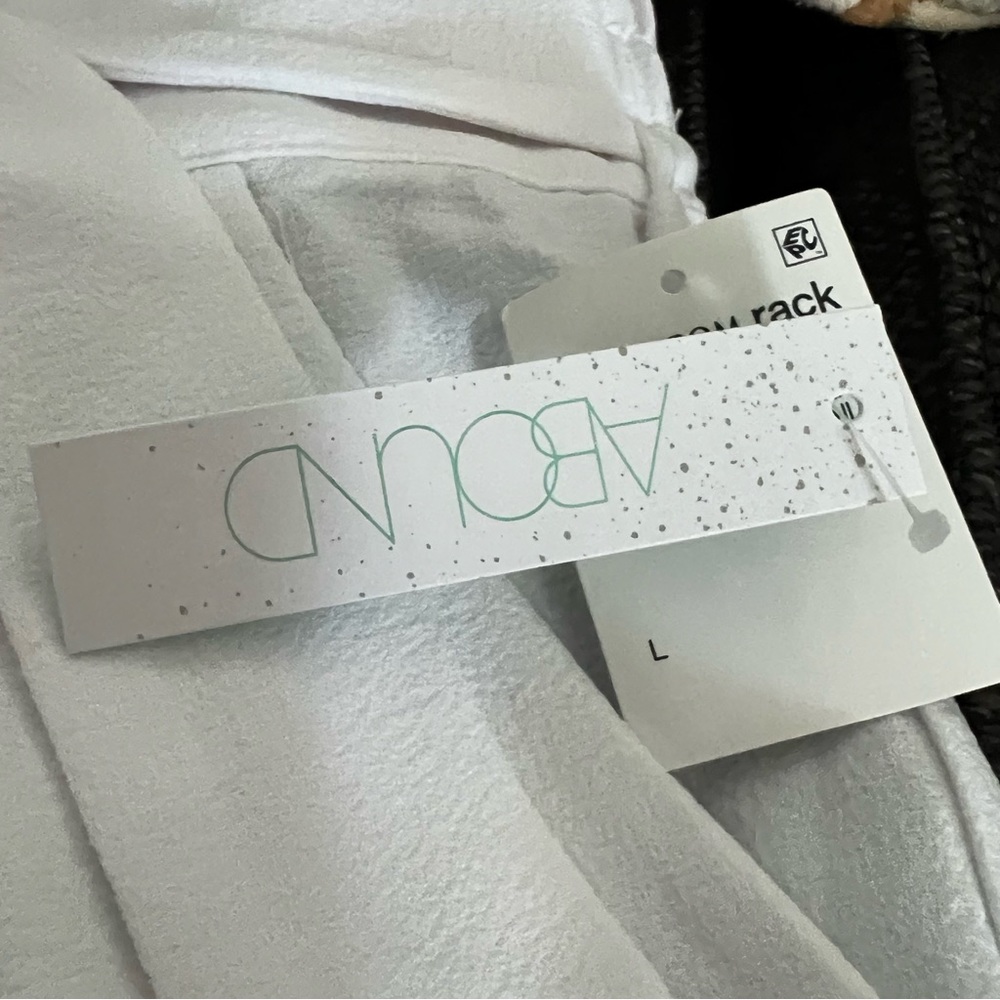 NWT Nordstrom Abound white belted pleat high waisted shorts Large - Picture 6 of 10